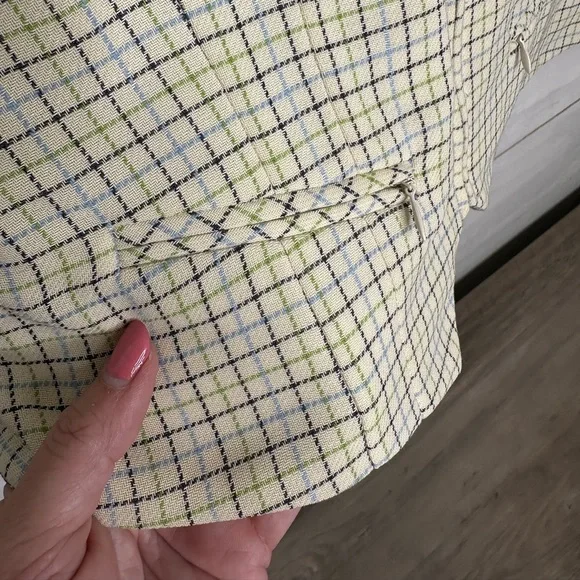 Vintage Burberrys Wool Blend Vest – Women’s Size 10 – Made in USA - Picture 2 of 7